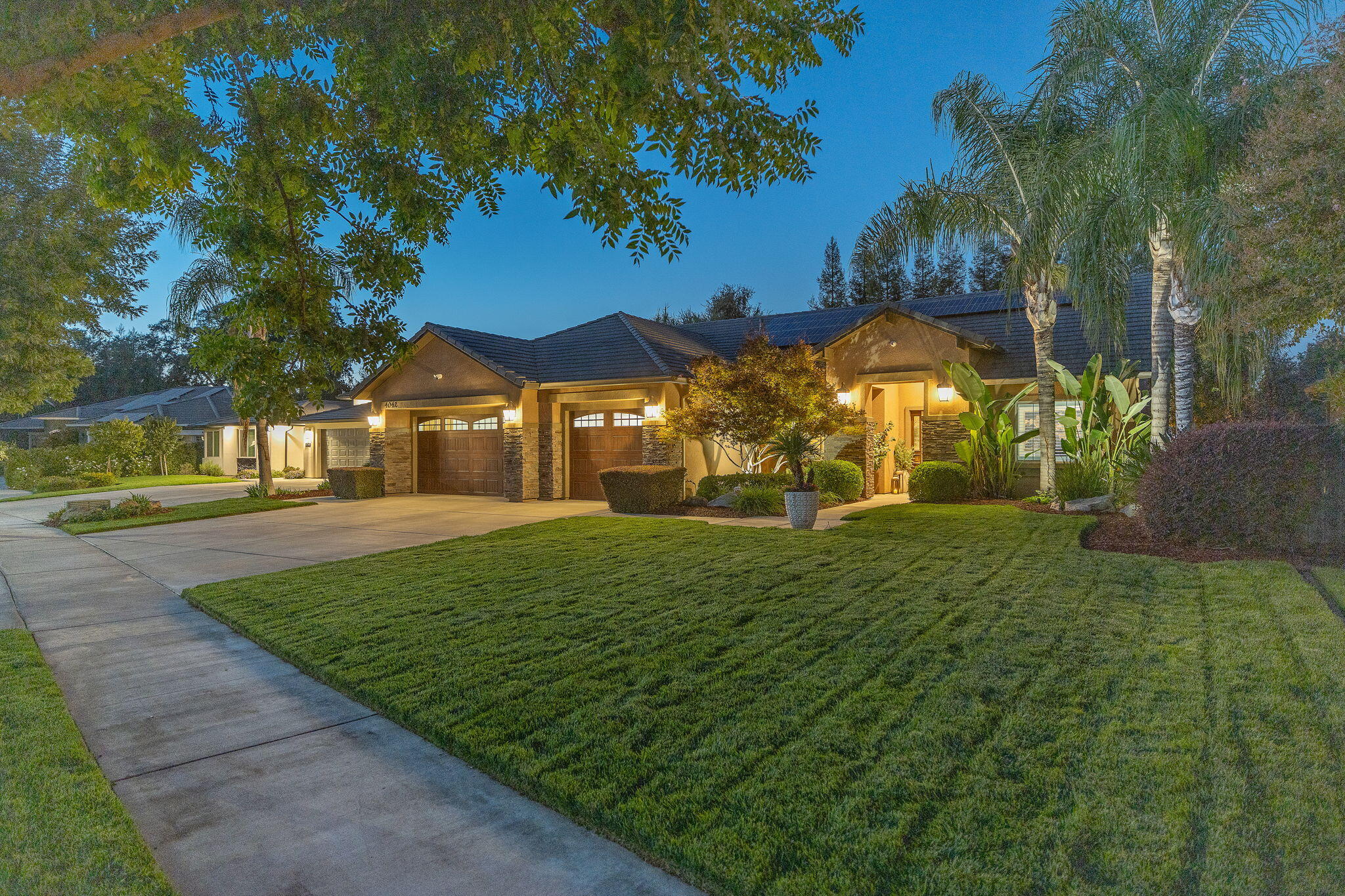 4042 W Lark, Visalia, CA 93291