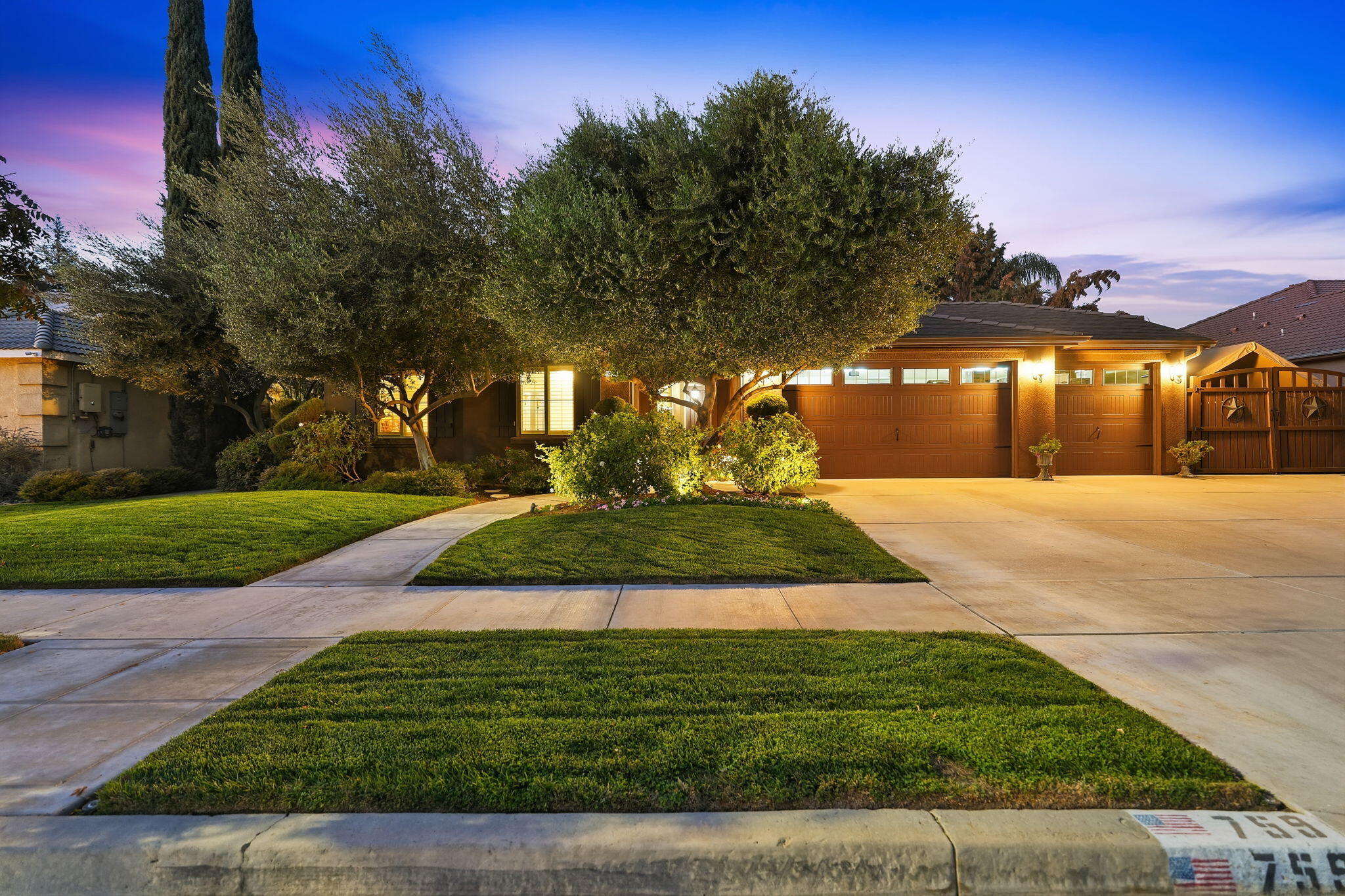 759 Davis Ave, Exeter, CA 93221