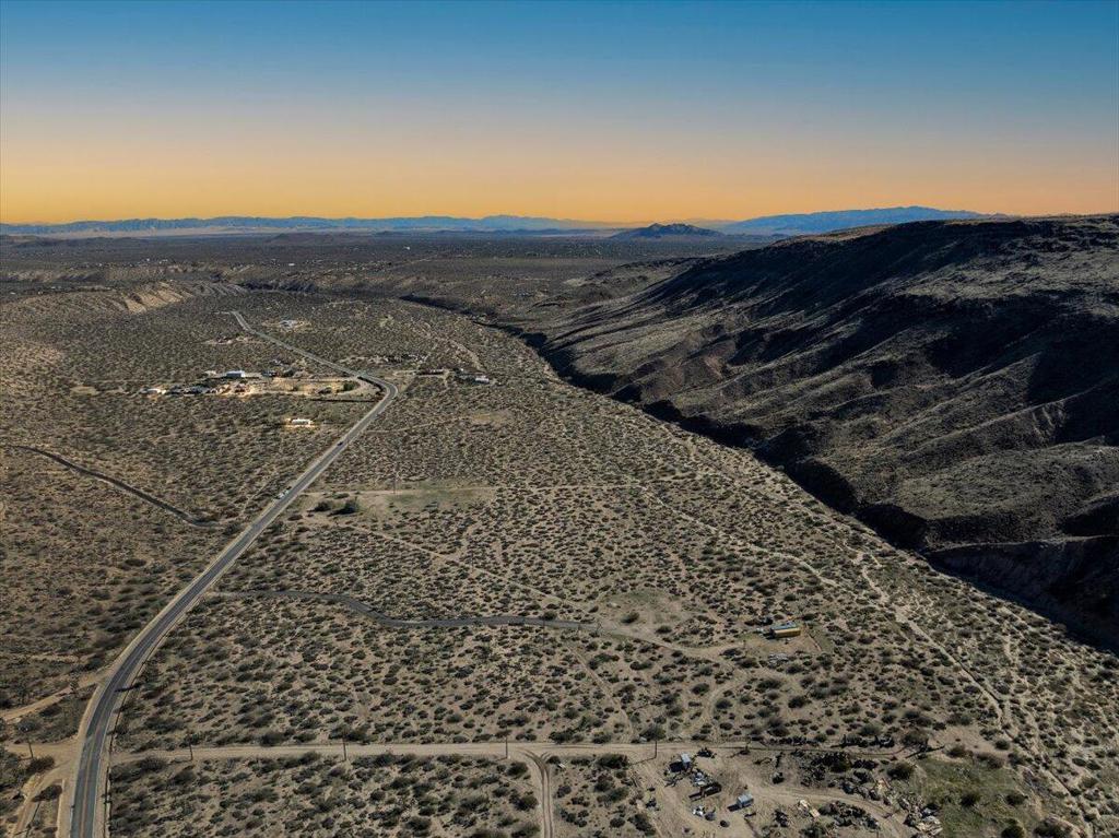 55455 Pipes Canyon, Pioneertown, CA 92268