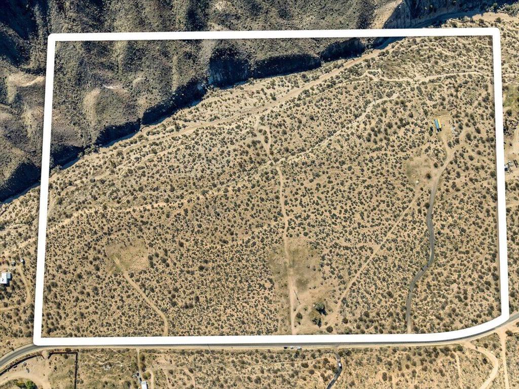 55455 Pipes Canyon, Pioneertown, CA 92268