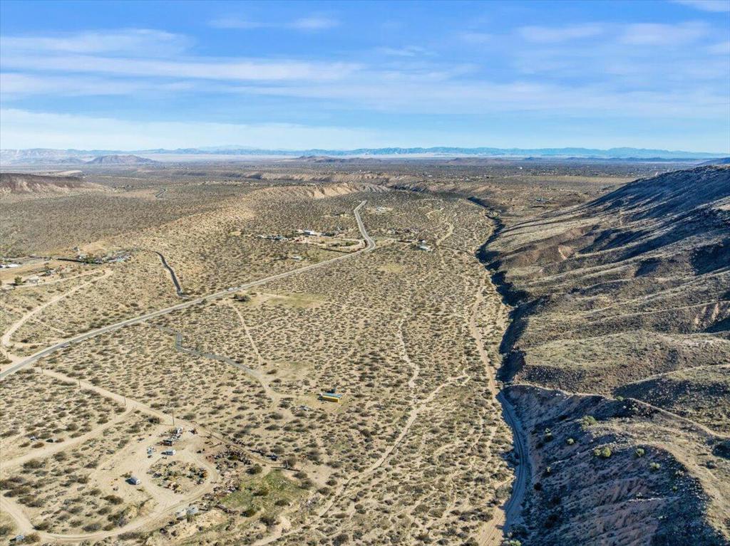 55455 Pipes Canyon, Pioneertown, CA 92268