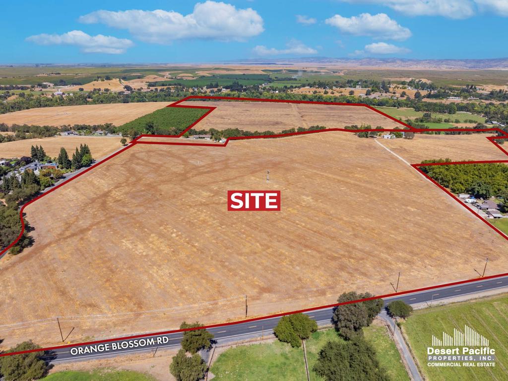 12201 Orange Blossom Rd, Oakdale, CA 95361