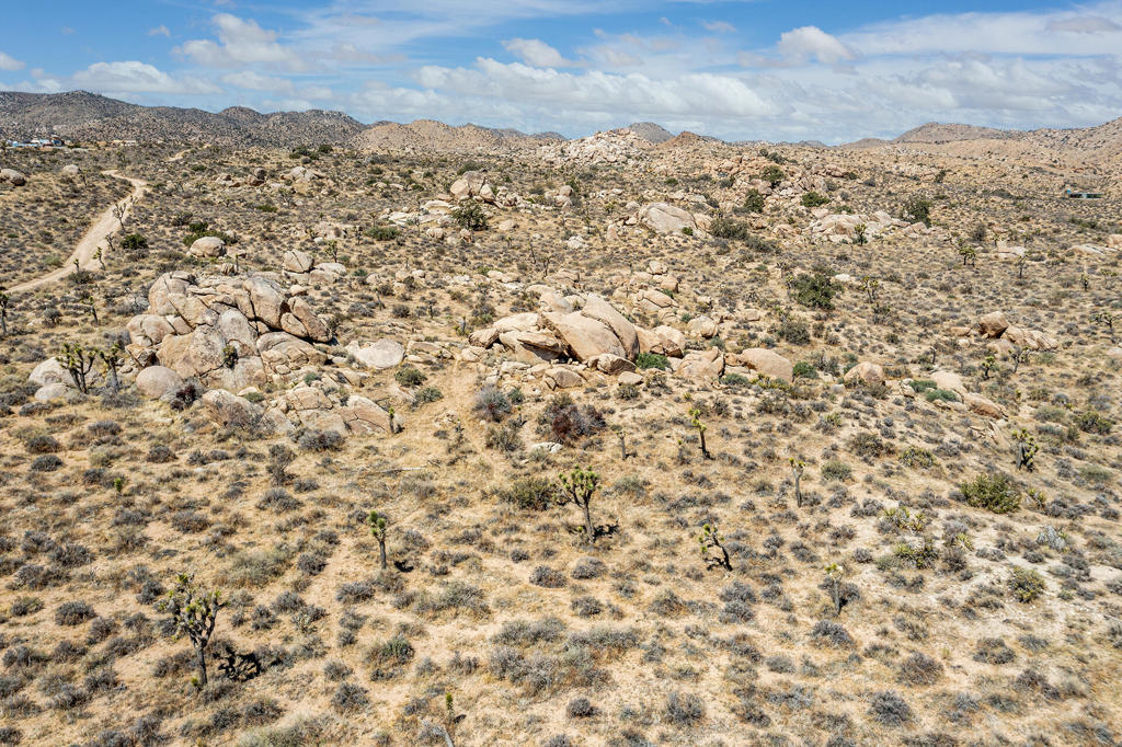 101 Hondo St, Pioneertown, CA 92268