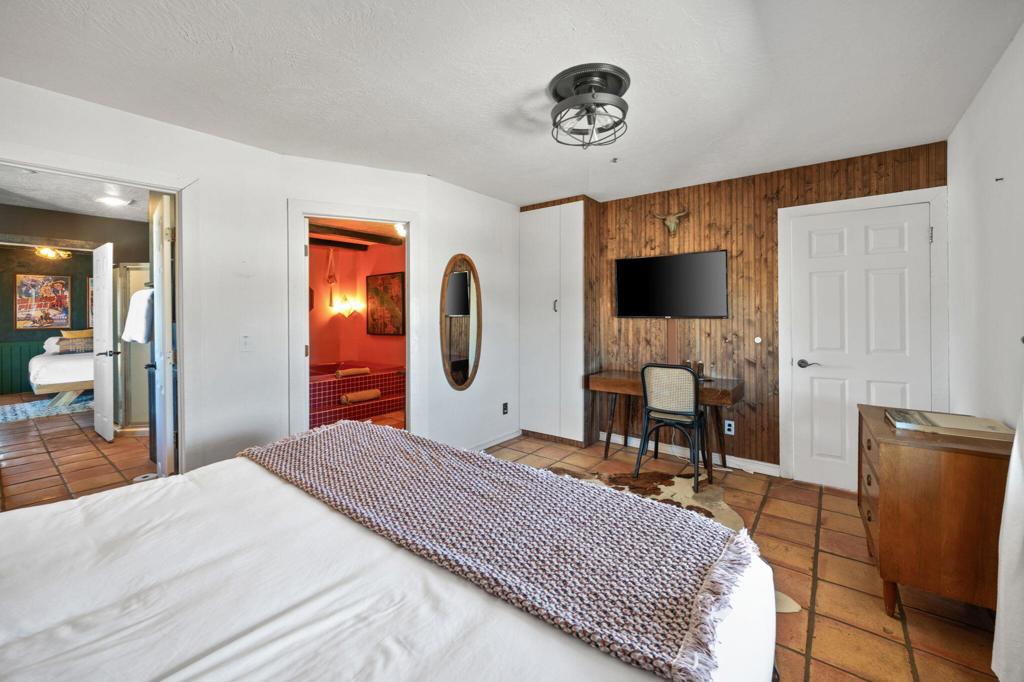 5177 Roy Rogers Rd, Pioneertown, CA 92268