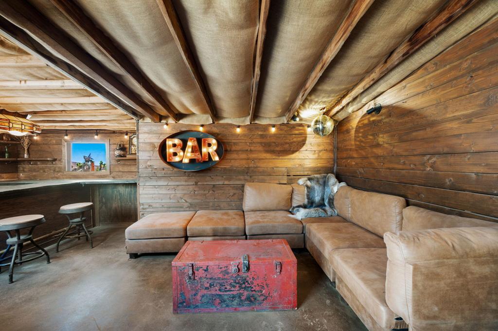 5177 Roy Rogers Rd, Pioneertown, CA 92268