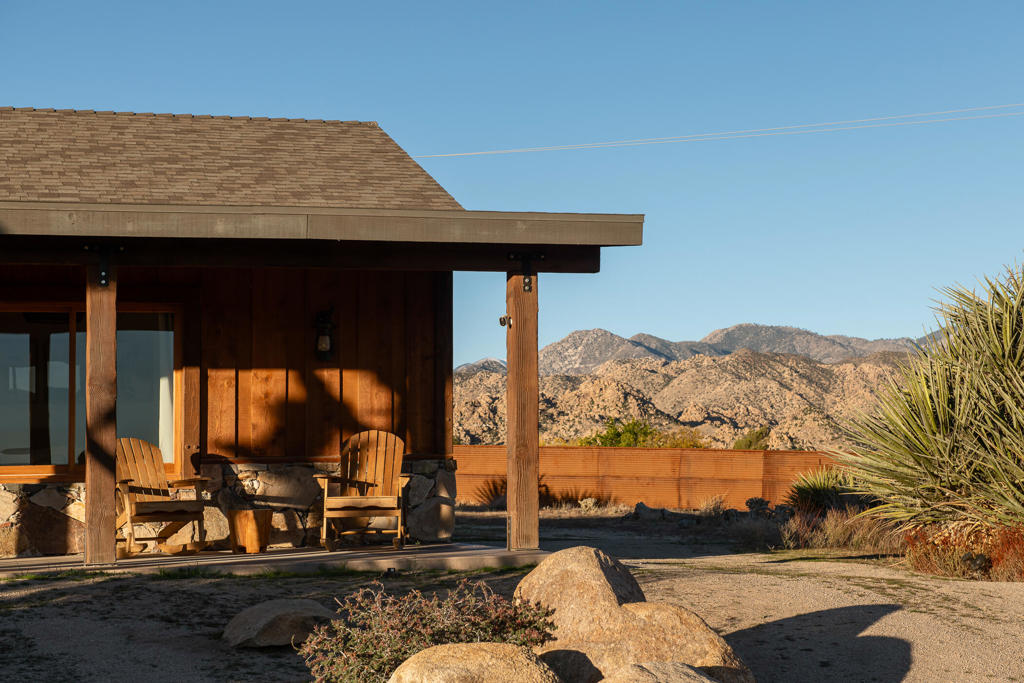 5544 Roy Rogers Rd, Pioneertown, CA 92268