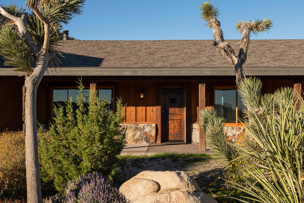 5544 Roy Rogers Rd, Pioneertown, CA 92268