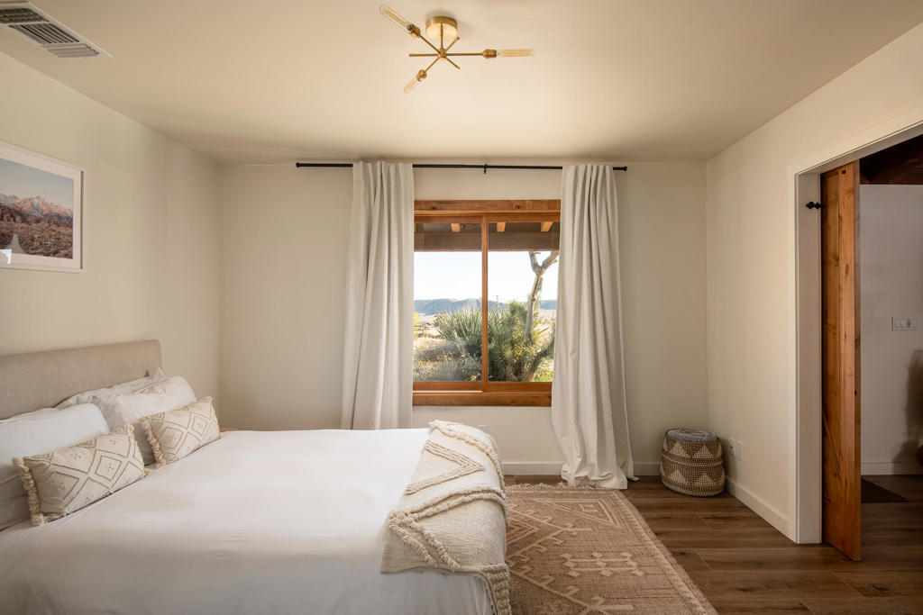 5544 Roy Rogers Rd, Pioneertown, CA 92268