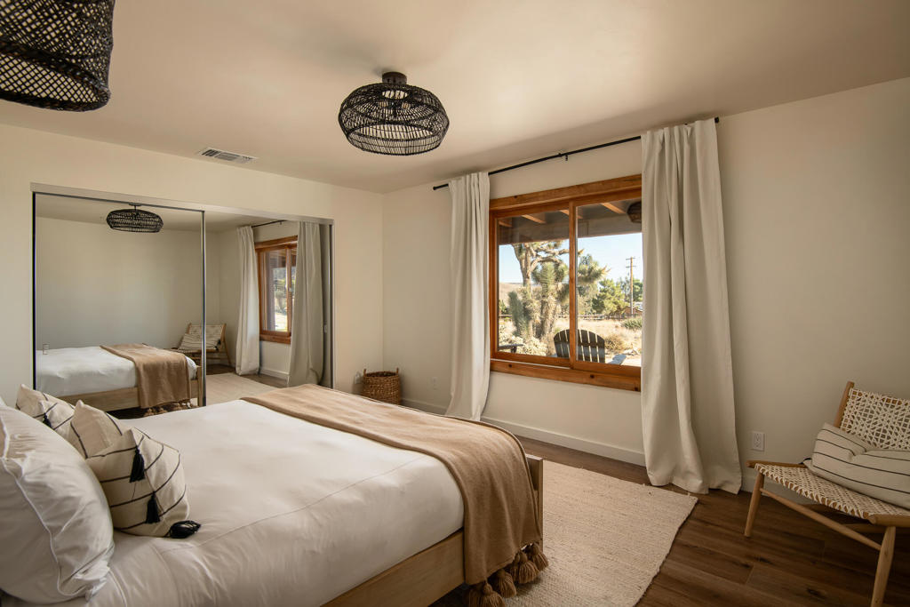 5544 Roy Rogers Rd, Pioneertown, CA 92268