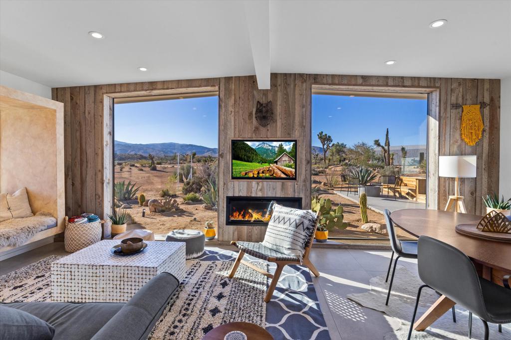 52744 Contour Ter, Pioneertown, CA 92268