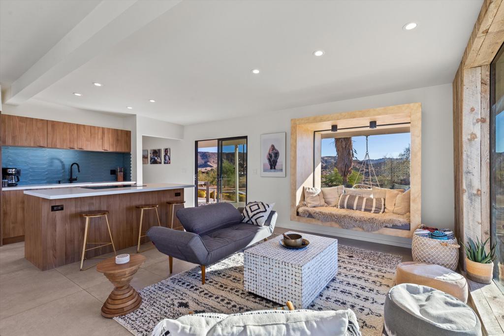 52744 Contour Ter, Pioneertown, CA 92268