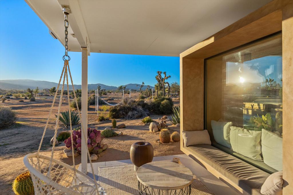 52744 Contour Ter, Pioneertown, CA 92268