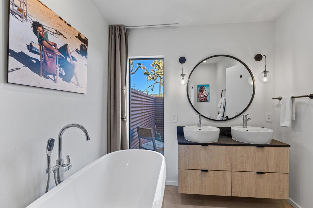 52744 Contour Ter, Pioneertown, CA 92268