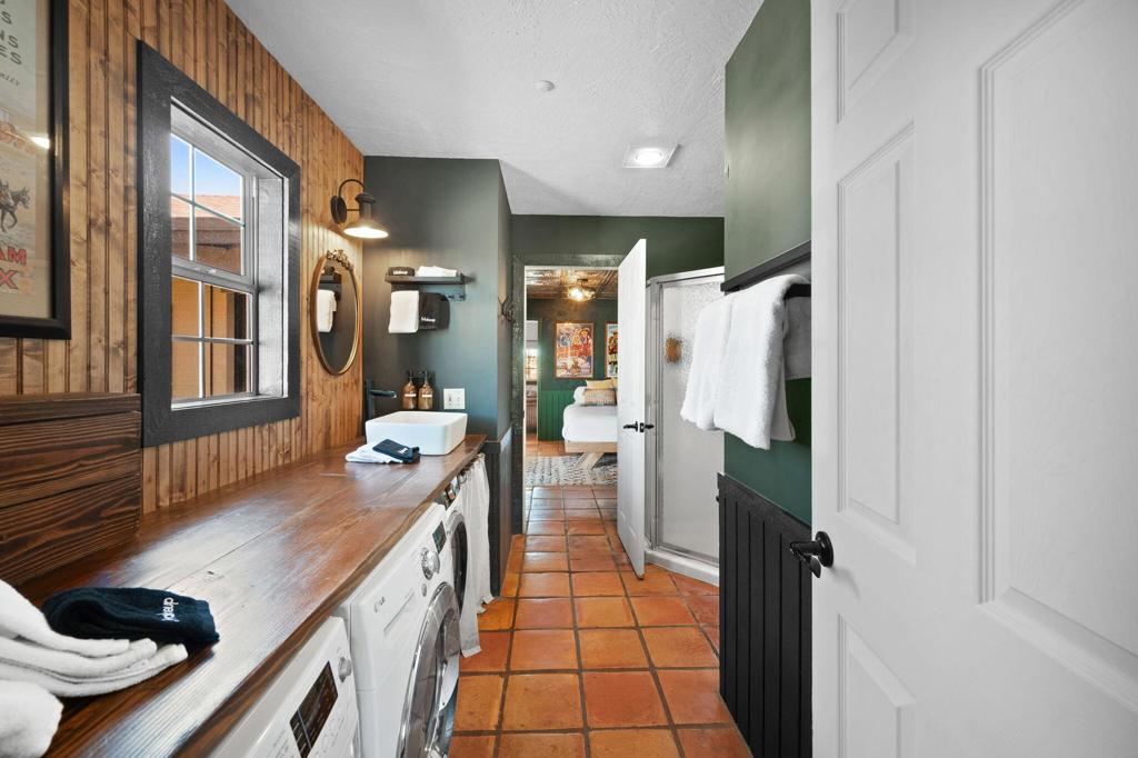 5177 Roy Rogers Rd, Pioneertown, CA 92268