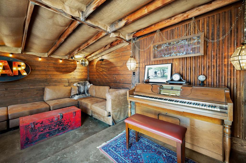 5177 Roy Rogers Rd, Pioneertown, CA 92268