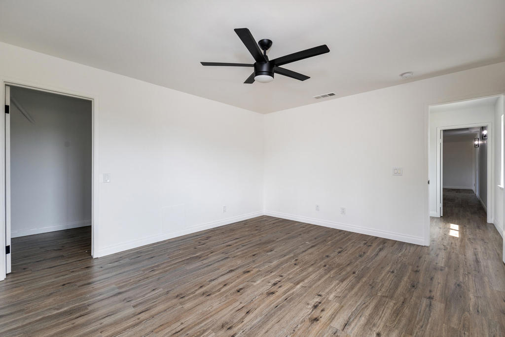 5523 Tom Mix Rd, Pioneertown, CA 92268