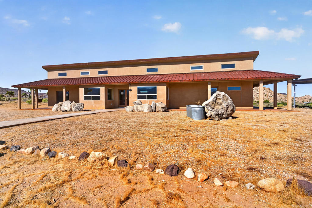 53105 Chia Trl, Pioneertown, CA 92268