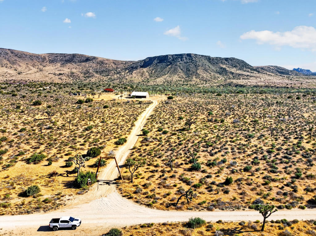 53105 Chia Trl, Pioneertown, CA 92268