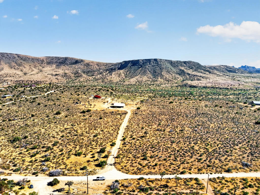 53105 Chia Trl, Pioneertown, CA 92268
