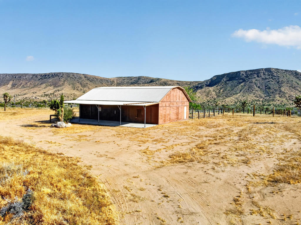 53105 Chia Trl, Pioneertown, CA 92268