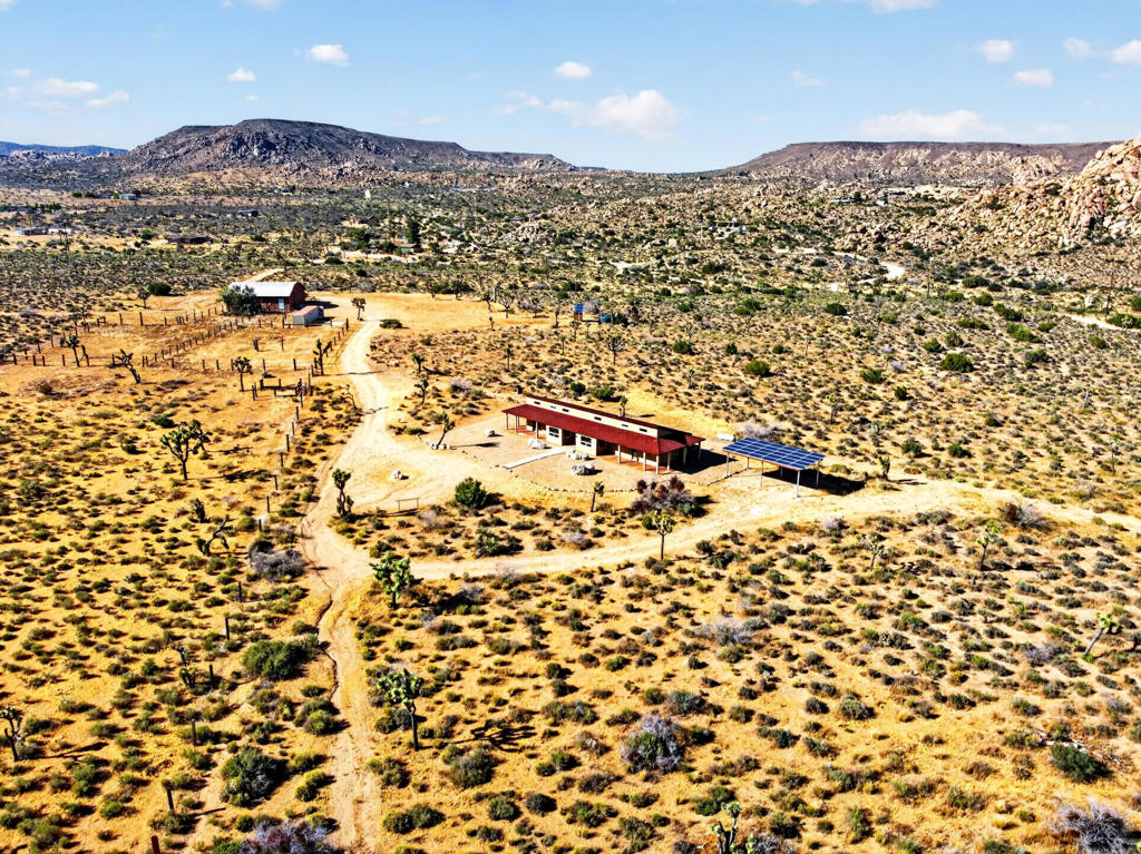 53105 Chia Trl, Pioneertown, CA 92268