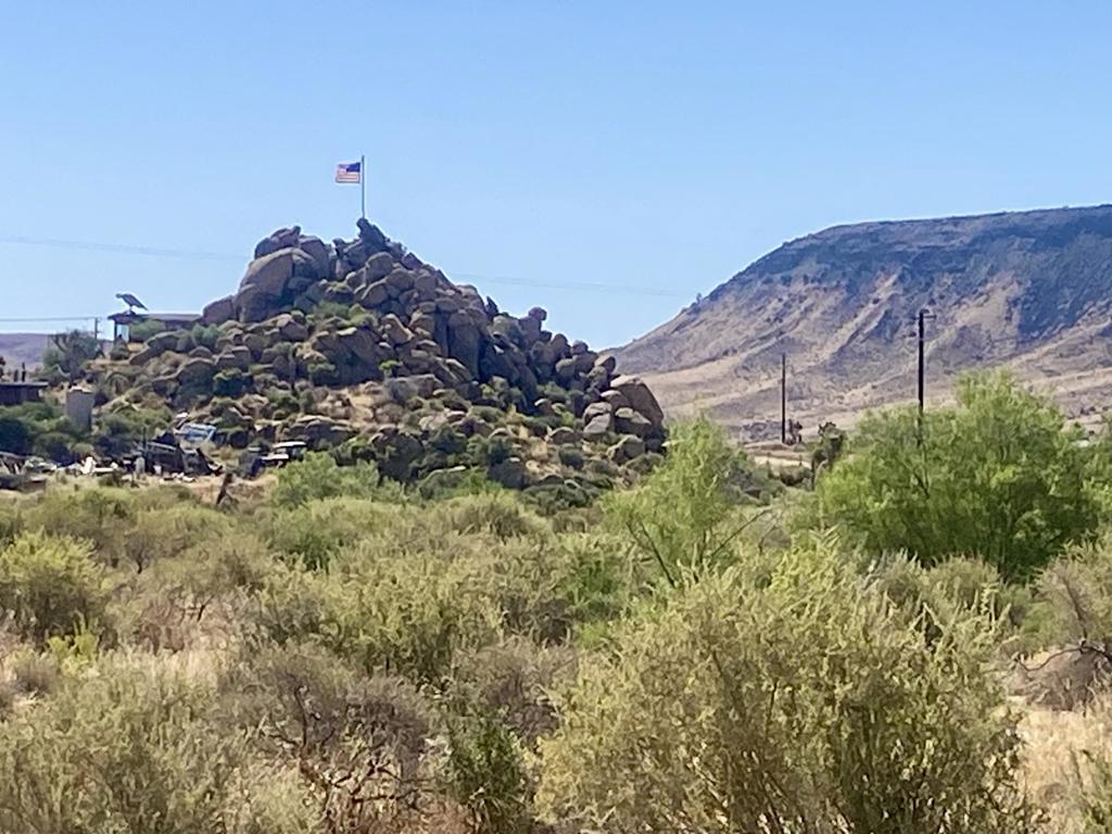 108 Riverside Dr, Pioneertown, CA 92268