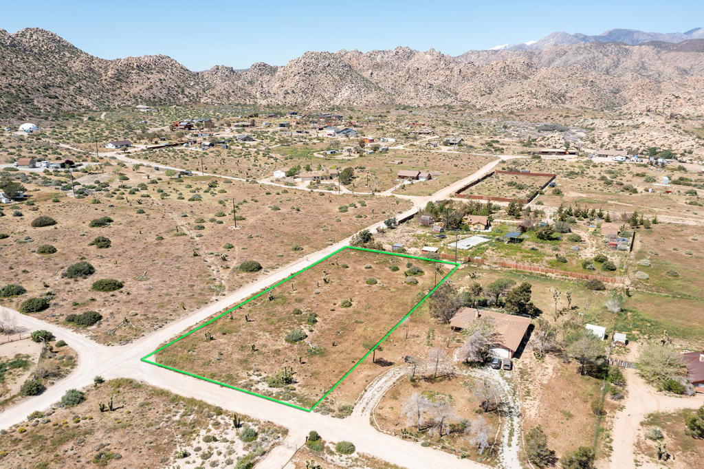 129 Annie Oakley, Pioneertown, CA 92268