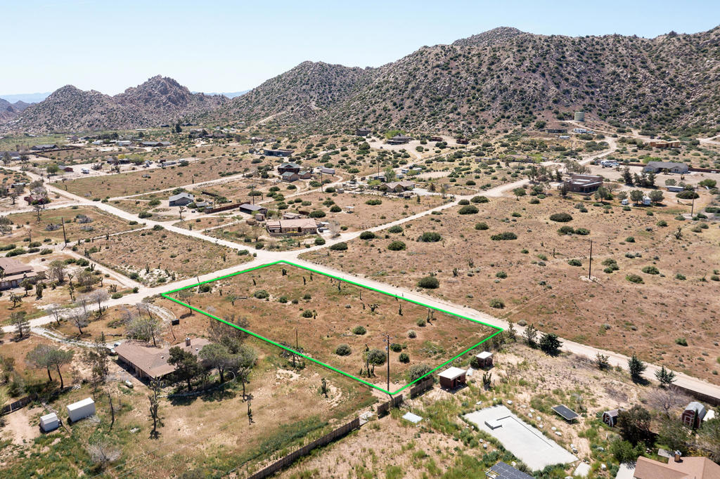 129 Annie Oakley, Pioneertown, CA 92268