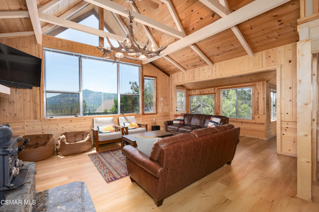 56401 Marina View Way, Bass Lake, CA 93604