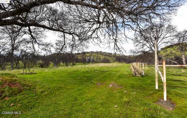 13300 Lone Bend Rd, Jamestown, CA 95327