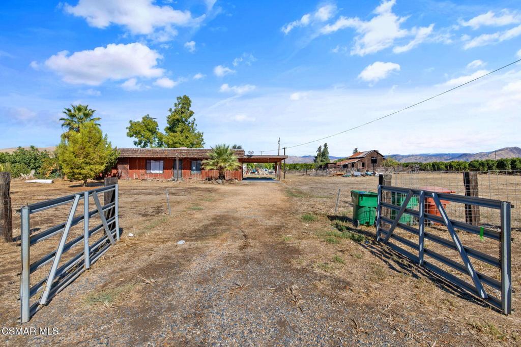 20328 Avenue 344, Woodlake, CA 93286