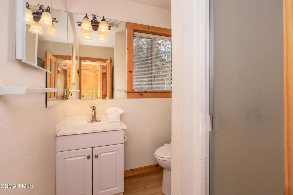 56401 Marina View Way, Bass Lake, CA 93604