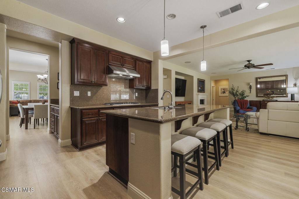 220 Abelia Ln, Patterson, CA 95363