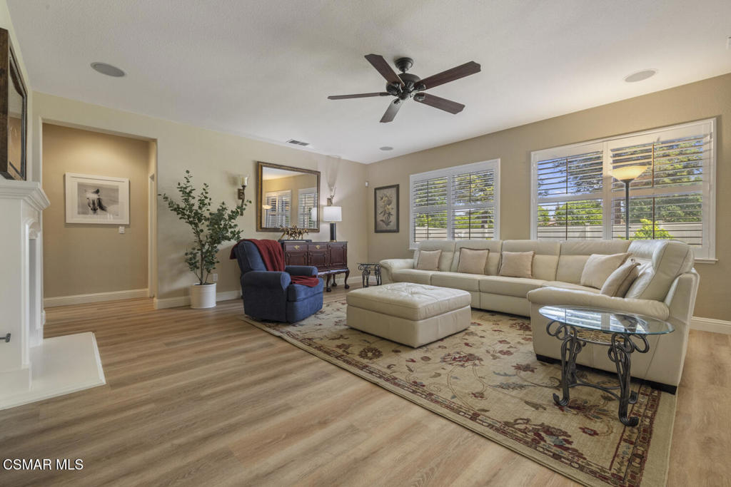 220 Abelia Ln, Patterson, CA 95363