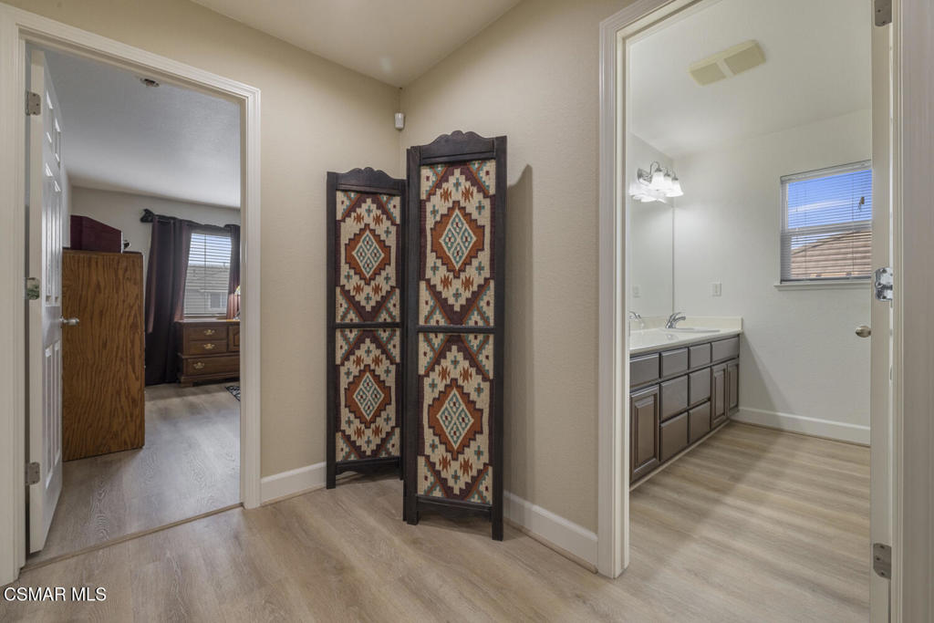 220 Abelia Ln, Patterson, CA 95363