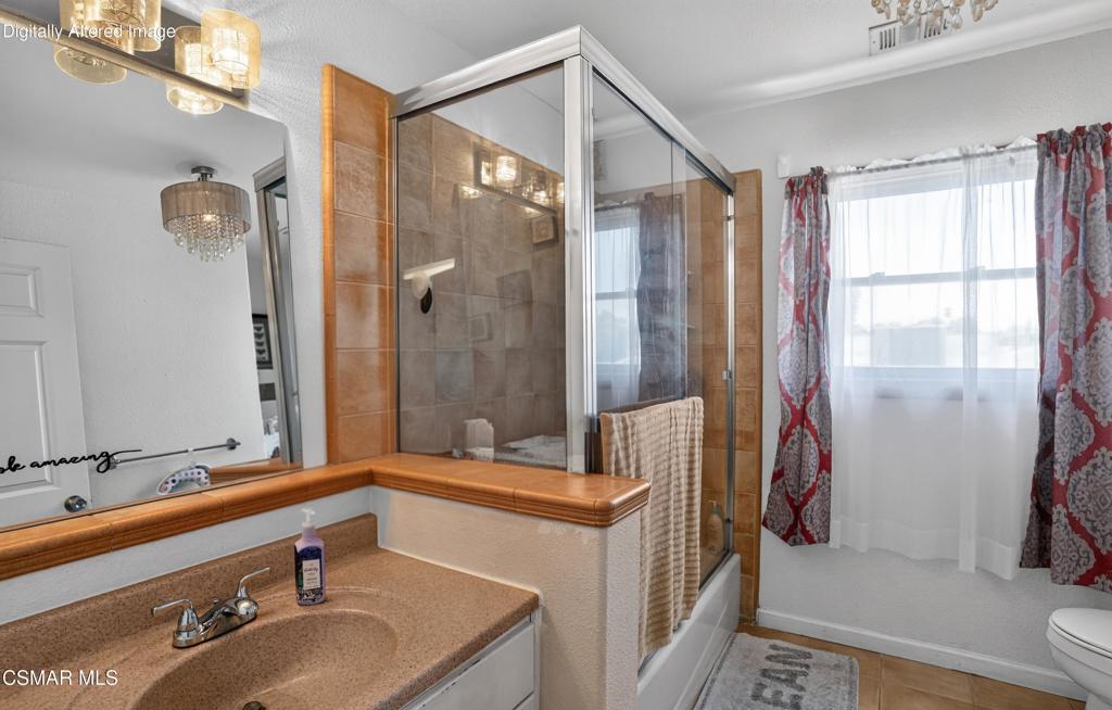 458 W Spruce Ave, Pinedale, CA 93650