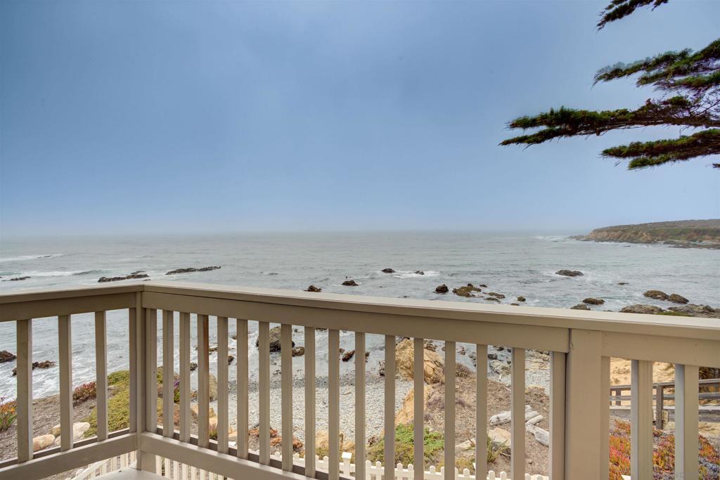 2689 Sherwood Dr, Cambria, CA 93428