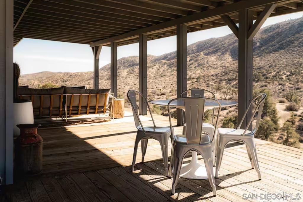 48311 Burns Canyon Rd, Pioneertown, CA 92268