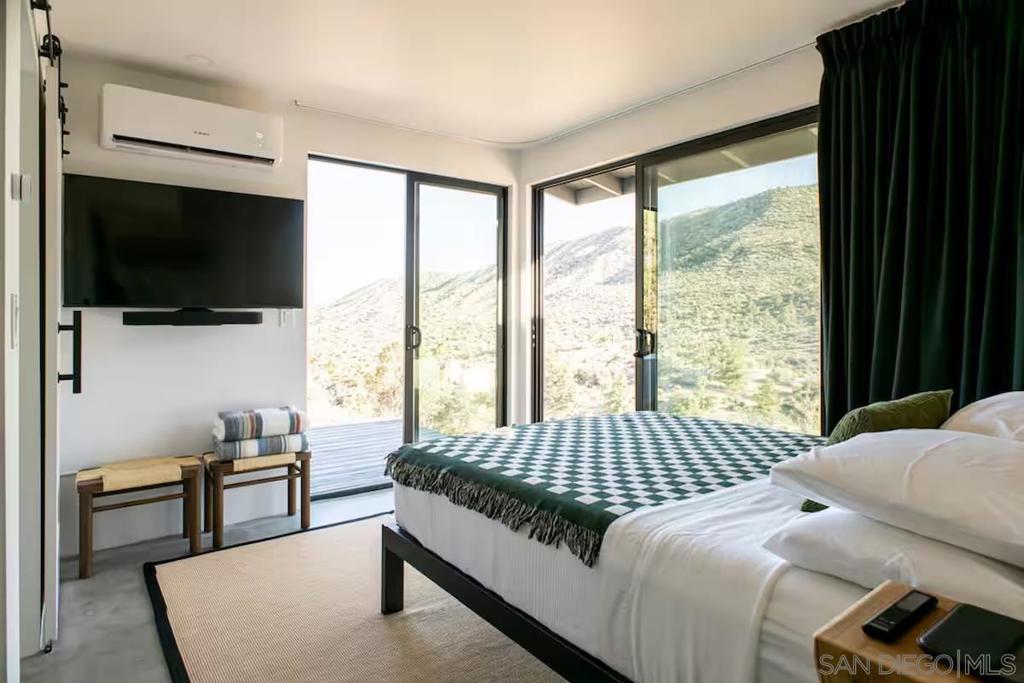 48311 Burns Canyon Rd, Pioneertown, CA 92268