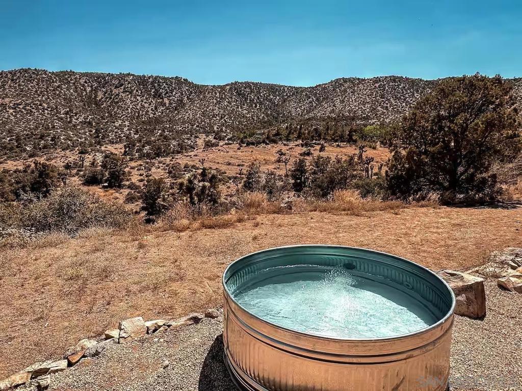 48311 Burns Canyon Rd, Pioneertown, CA 92268