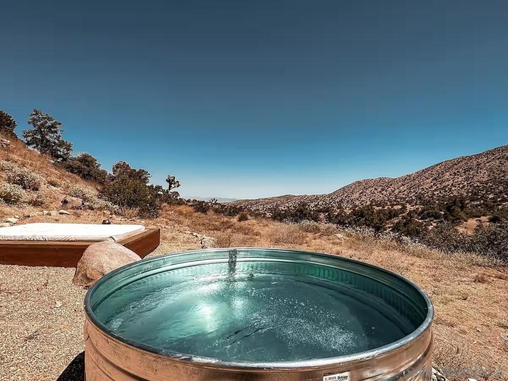 48311 Burns Canyon Rd, Pioneertown, CA 92268