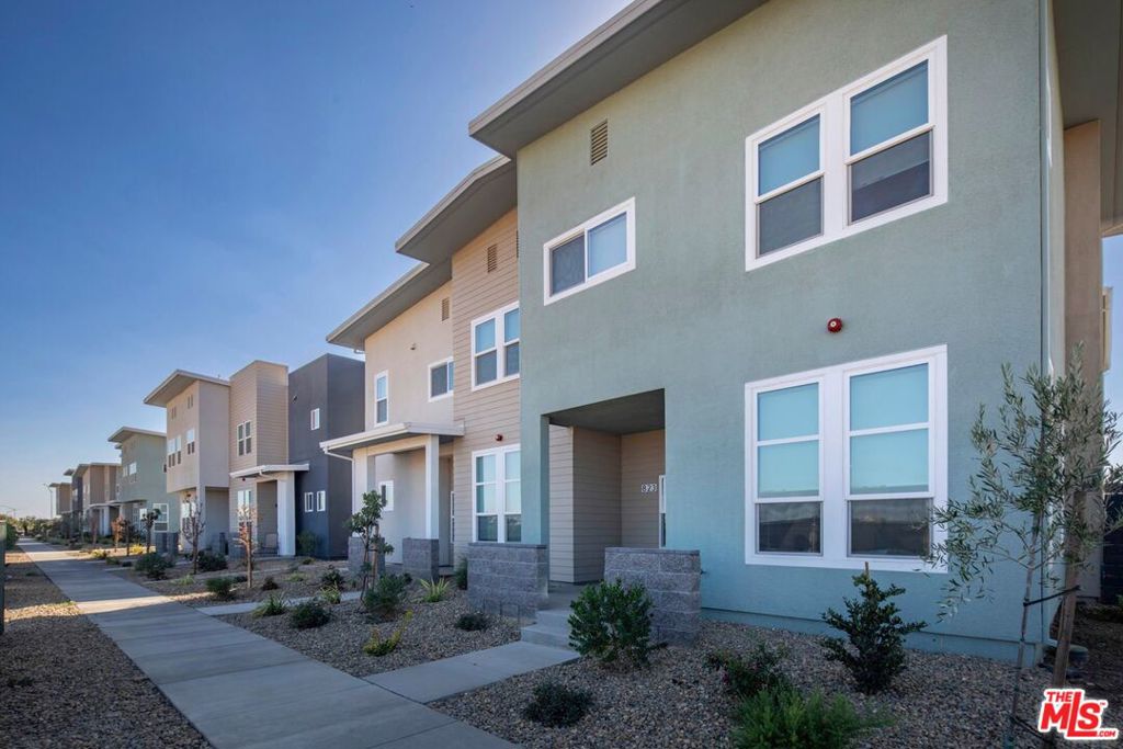 724 Schali Ln, Patterson, CA 95363