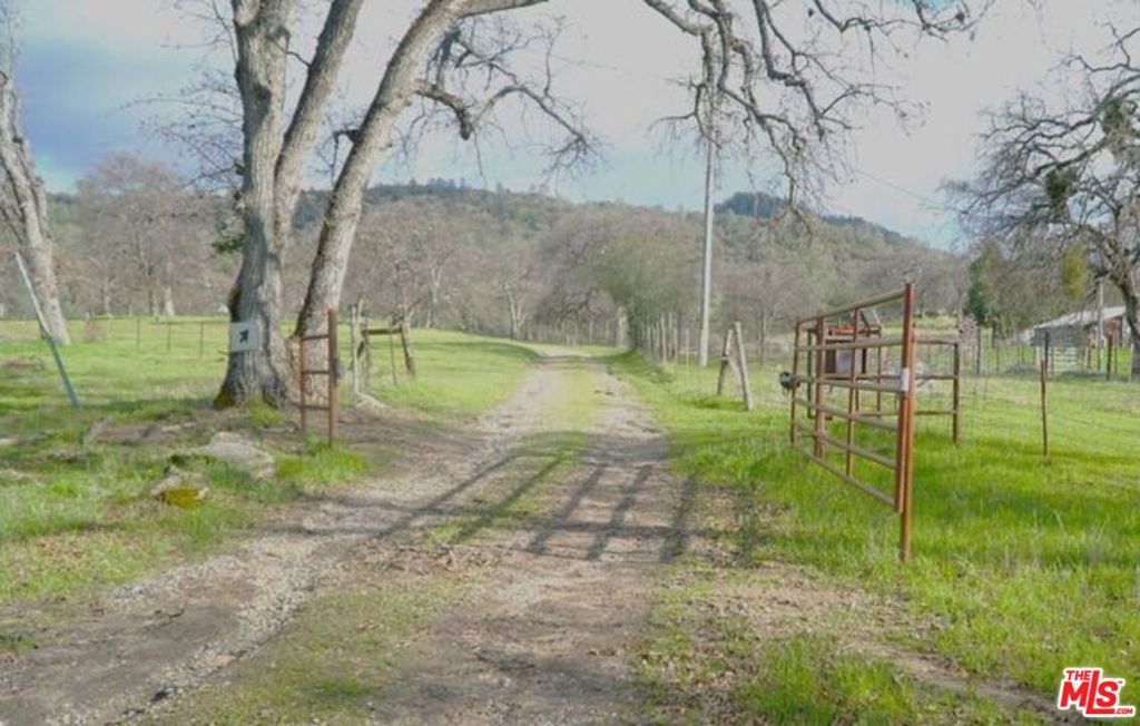 4132 Usona Rd, Mariposa, CA 95338