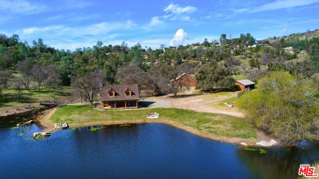 41924 Patrick Ave, Coarsegold, CA 93614