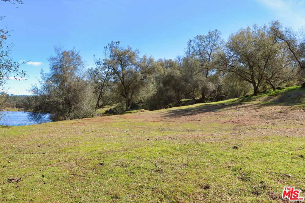 3 Blackhawk Drive, Coarsegold, CA 93614