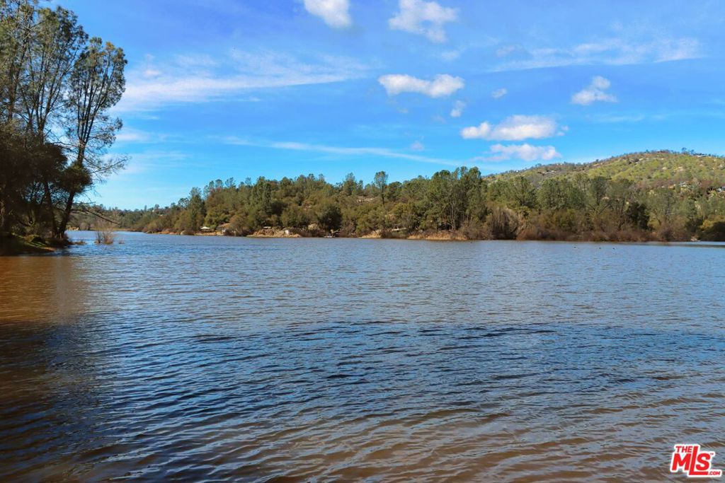 3 Blackhawk Drive, Coarsegold, CA 93614