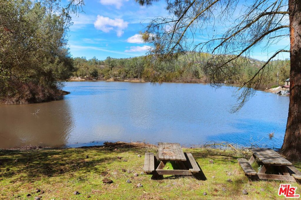 3 Blackhawk Drive, Coarsegold, CA 93614