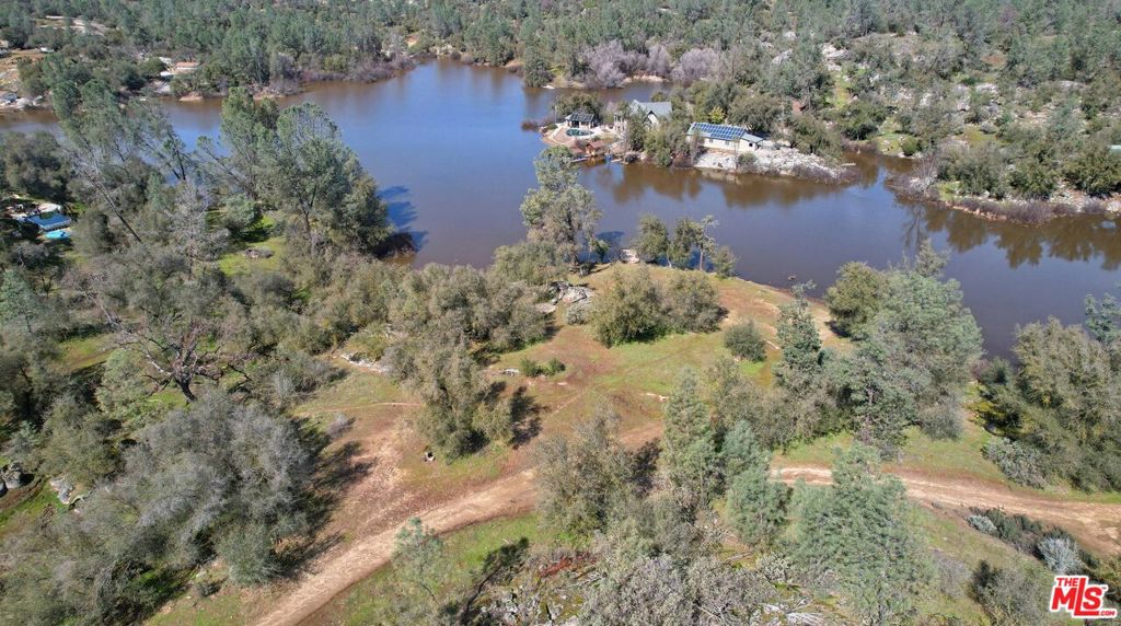 3 Blackhawk Drive, Coarsegold, CA 93614