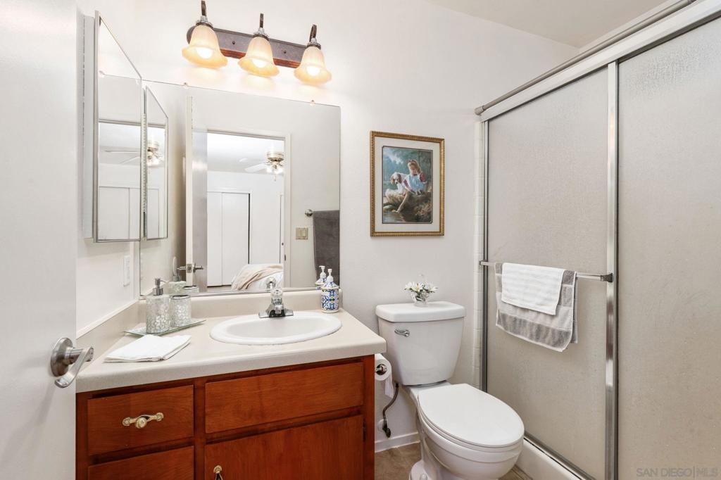 23663 Las Palmas Ave, Madera, CA 93637