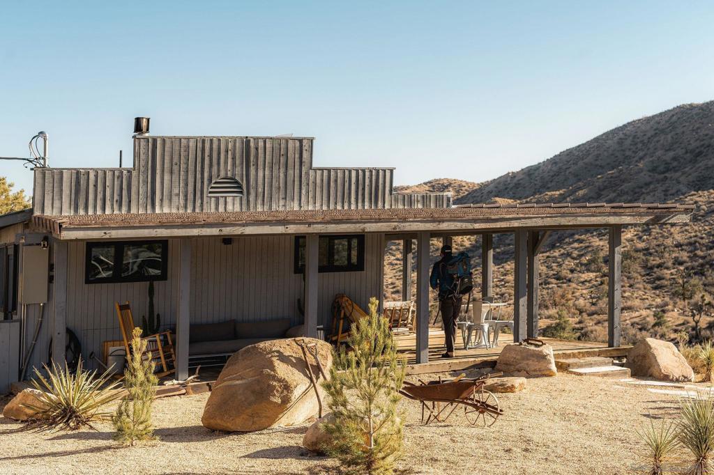 48311 Burns Canyon Rd, Pioneertown, CA 92268